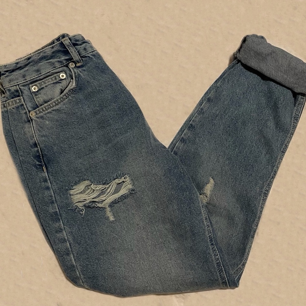 glassons -ripped high waist mom jean-